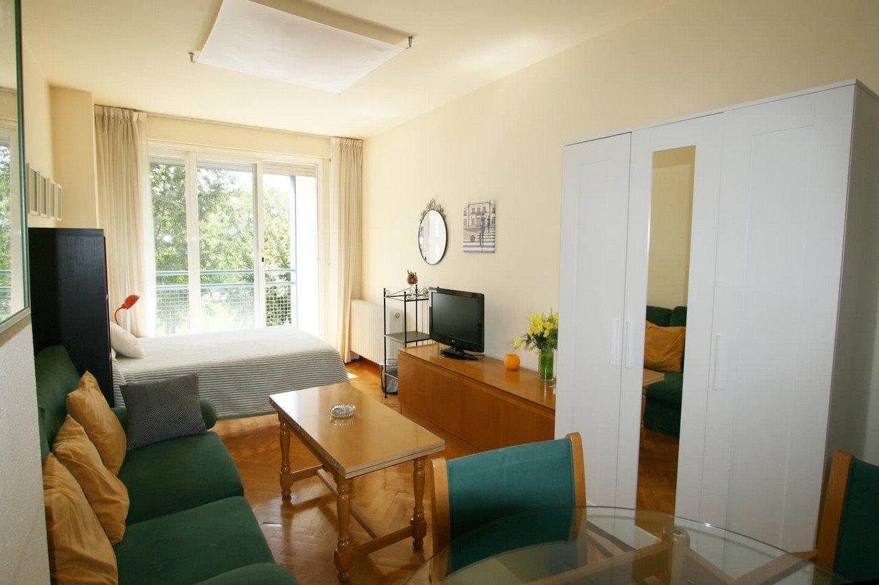Suites Sercotel Mirasierra ปัมโปลนา ภายนอก รูปภาพ