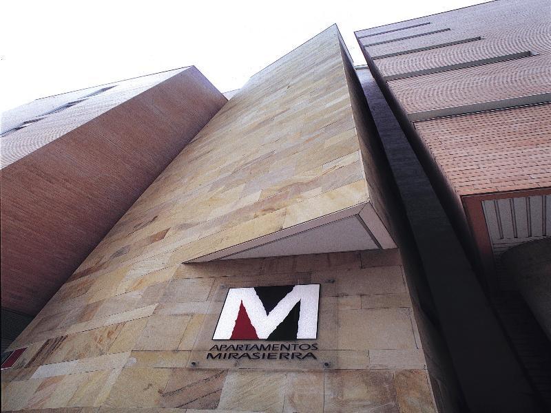 Suites Sercotel Mirasierra ปัมโปลนา ภายนอก รูปภาพ