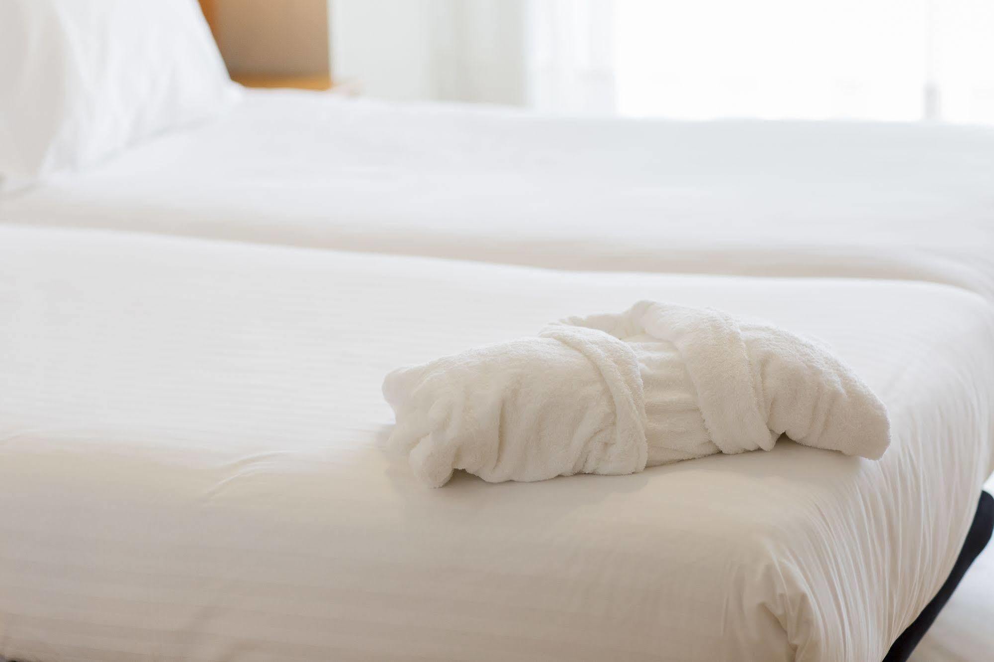 Suites Sercotel Mirasierra ปัมโปลนา ภายนอก รูปภาพ